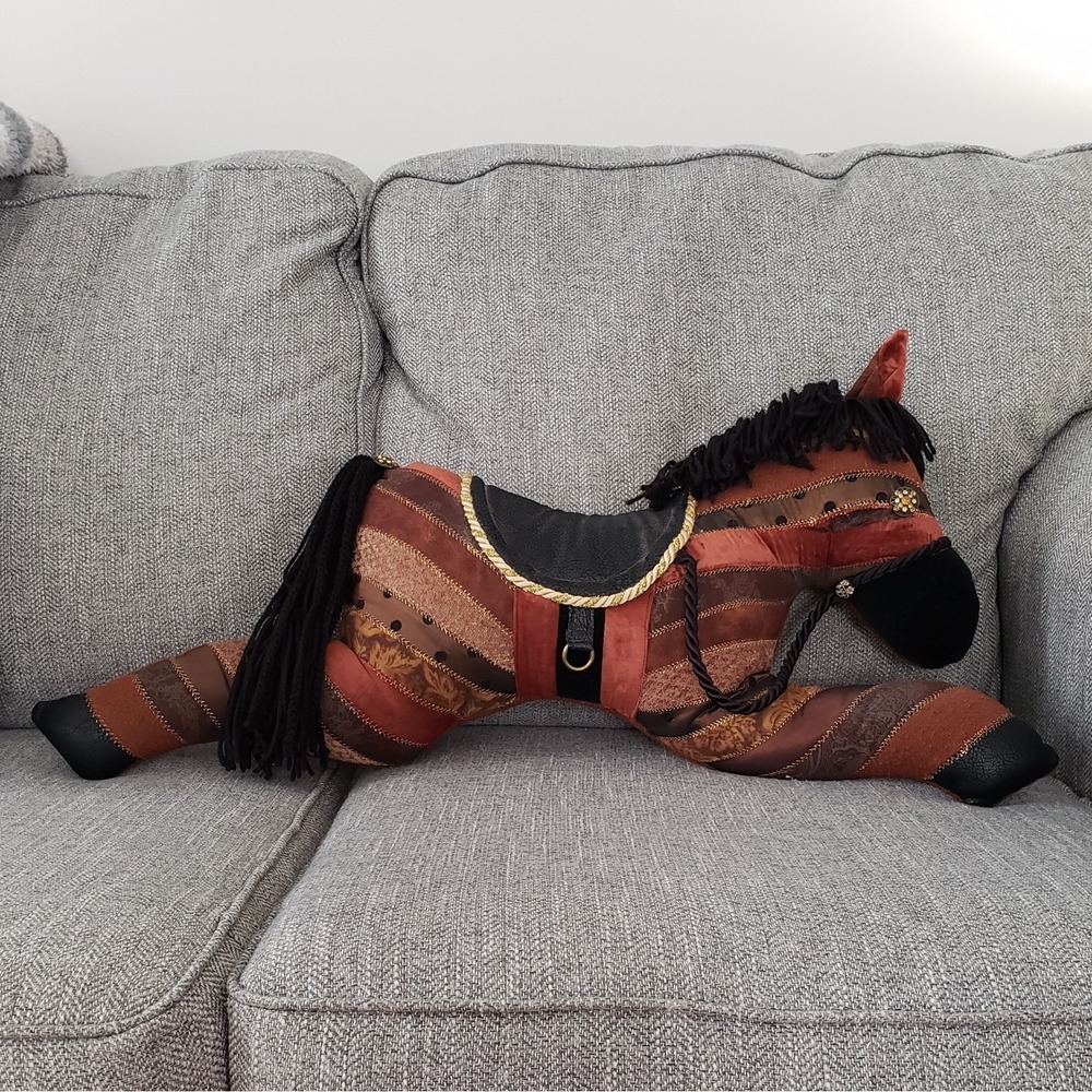 Handmade Equestrian Patchwork Horse‎ Strip-Pieced Plush Decorative Pillow Indie